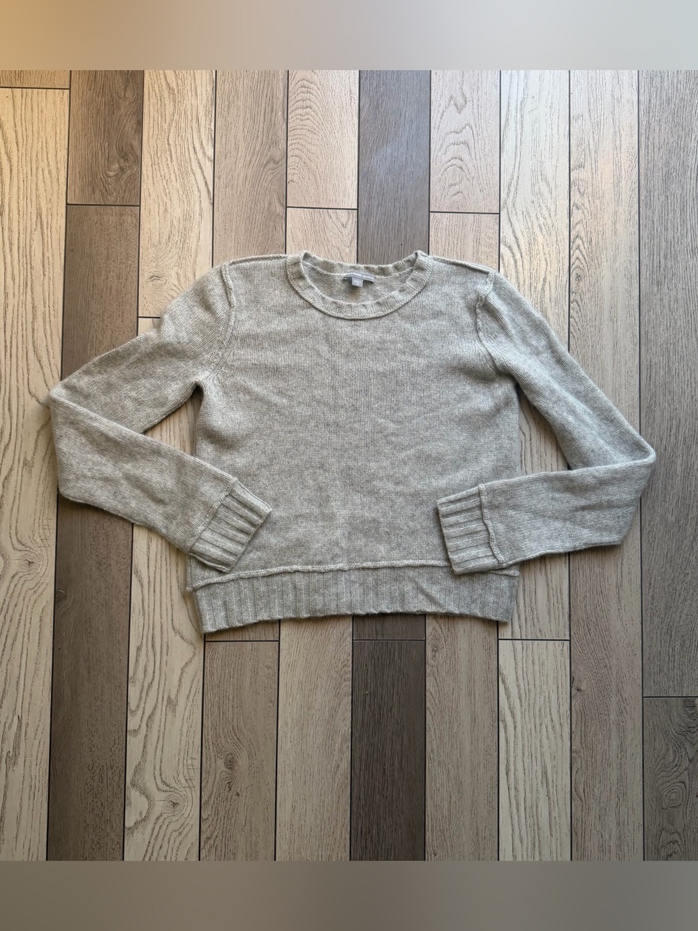 James Perse textured 100%cashmere crewneck sweater size 3